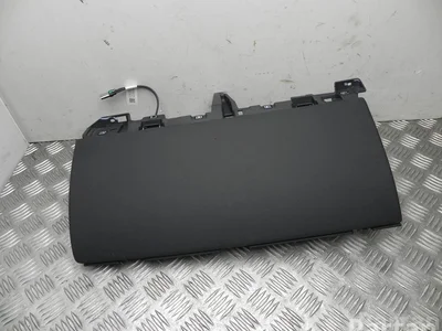 Tesla 1684227-00-A / 168422700A Model Y 2022 Boîte à gants - Image 1