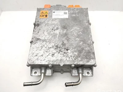 Chrysler 05185047AE, DAP-6600AB / 05185047AE, DAP6600AB Pacifica 2021 Onduleur avec convertisseur - Image 1