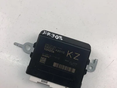 Toyota 89222-42010 / 8922242010 RAV 4 V 2019 unidad de control - Imagen 1