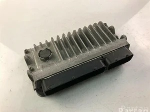 Toyota 89661-52N70 / 8966152N70 VERSO (_R2_) 2015 Unidad de control del motor