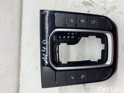 Gebrauchtes Original Hyundai 93350G2FW04X, 93600G2DX04X IONIQ (AE) 2021 Schalter für Sitzheizung - Bild 1