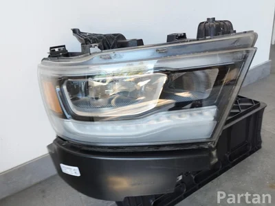 RAM 68316082AH 1500 CLASSIC Crew Cab Pickup (DS) 2020 Scheinwerfer rechts - Bild 1