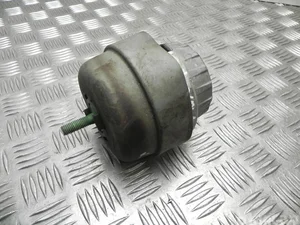 Audi 4F0 199 379 K / 4F0199379K A6 (4F2, C6) 2008 Support moteur
