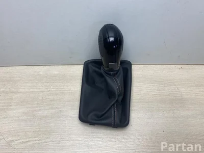 Cupra 577713203A ATECA (KH7, KHP, KBP) 2022 Gear Lever Knob Automatic Transmission - Image 1