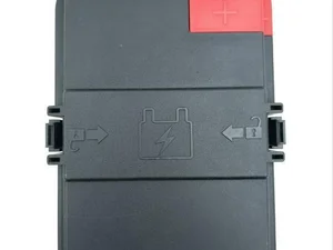 Jeep 68347002AE, 68347011AC GRAND CHEROKEE V (WL) 2022 Caja de fusibles