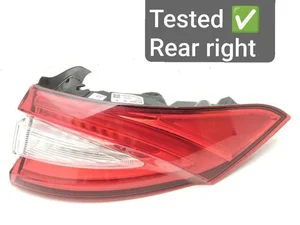 Maserati 670035796, 20670204, 20676003 LEVANTE 2017 Feu arrière USA