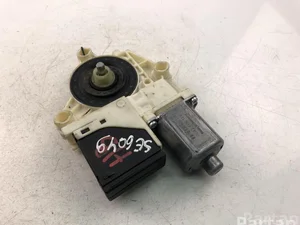 Renault 827306548R FLUENCE (L30_) 2013 Window lifter motor