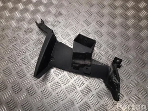 Jaguar HK8M-17B951-A / HK8M17B951A F-PACE (X761) 2017 Laikiklis bamperio kairė priekis