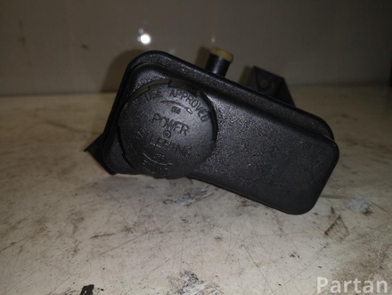 VOLVO V40 Estate (VW) 1999 Expansion Tank, power steering