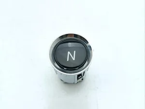 Aston Martin AD337A247AA VIRAGE Volante 2012 Mehrfachschalter