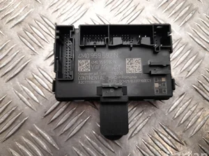 Audi 4M0 959 592 N / 4M0959592N Q8 e-tron 2023 Unité de commande pour porte Right Rear Left Rear Left Front Right Front