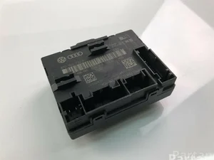 Audi 8T0959793P A5 (8T3) 2007 Блок управления