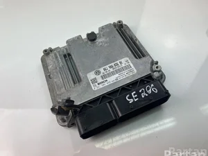 Volkswagen 06J906026BK; 0261S04042 / 06J906026BK, 0261S04042 TIGUAN (5N_) 2010 Unidad de control del motor