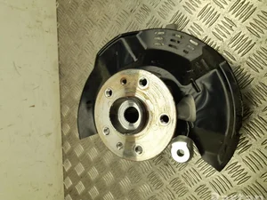 Lexus LBX 2025 Logement de roulement de roue Left Front