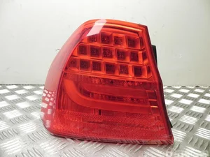 BMW 7 289 429, 7 211 213 / 7289429, 7211213 3 (E90) 2011 Feu arrière