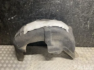 Nissan Ariya 2025 Nadkole z tyłu po prawej