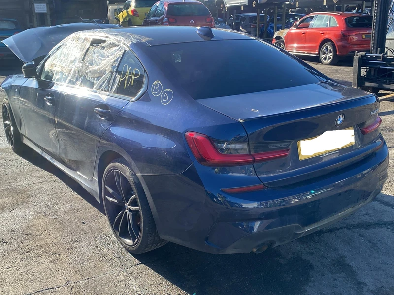 K095 BMW 320i G20 - Nuotrauka 1