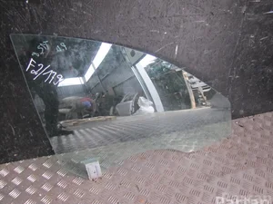 Mercedes-Benz CLA Coupe (C117) 2014 Vitre de porte Right Front