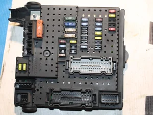 Volvo 30786646 28080156 / 3078664628080156 XC90 I 2007 Boîte à fusibles