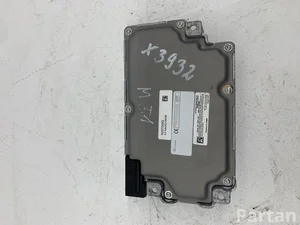 Ford LU5T14G371GKF Puma 2020 Unidad de control del sistema de navegación