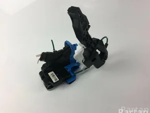 Hyundai 81410-A6100 / 81410A6100 i30 (GD) 2011 Serrure de porte