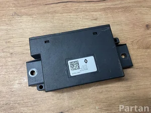 Renault 285J91517R ; 284E76825R / 285J91517R, 284E76825R MEGANE E 2024 БУ камеры заднего вида