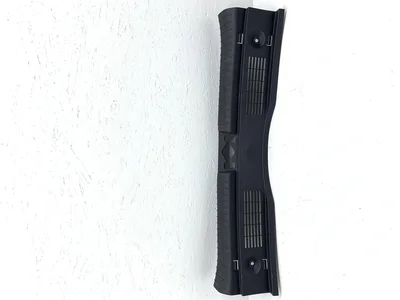 Kia 85771-J7100, 85771J7100 / 85771J7100, 85771J7100 CEE'D (CD) 2020 Rembourrage de coffre - Image 1