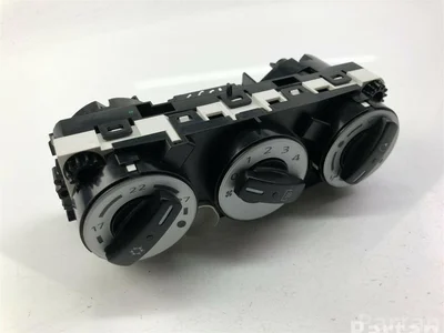 Mitsubishi 7820A513 COLT VI (Z3_A, Z2_A) 2009 Contrôle automatique de la climatisation - Image 1