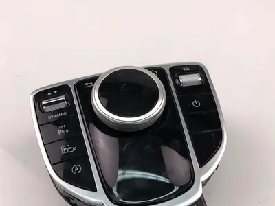 Mercedes-Benz A2059004228 C-CLASS (W205) 2016 Contrôle / Boutons - Image 1