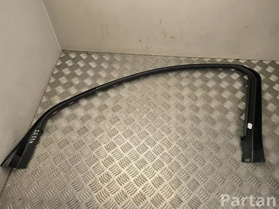 Porsche 95B867609B MACAN (95B) 2019 Pokrywa ramy okna z lewej z przodu - Zdjęcie 1