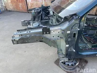 Jaguar F-PACE (X761) 2017 ćwiartka samochodowa z przodu z lewej