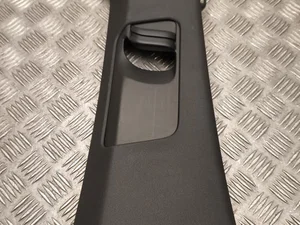 Škoda 658 867 244 / 658867244 Kamiq 2025 Poszycie słupka B prawa strona