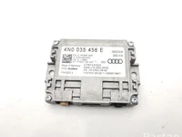 Porsche 4N0035456E Taycan 2021 Aerial Booster