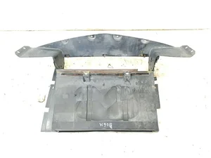 Chevrolet 10332915, 10305278 CORVETTE (C6) 2005 Garniture de radiateur