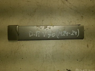 Volvo 39892402 V70 II (SW) 2007 Garniture /moulage Right Front - Image 1