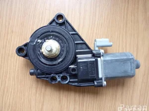 Hyundai 82450-2R000 / 824502R000 i30 (FD) 2010 Moteur de lève-vitre Right Front