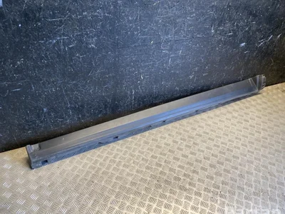 Land Rover FK72-10154-AF / FK7210154AF DISCOVERY SPORT (L550) 2019 Garniture de seuil  right side - Image 1