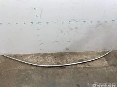 Maserati 6700172250 GHIBLI (M157) 2015 Garniture /moulage - Image 1