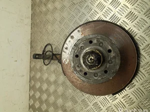 Mercedes-Benz S-Class W126 1983 Logement de roulement de roue Right Front