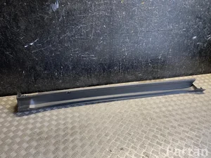 Lexus 75850-52110 / 7585052110 LBX 2025 Garniture de seuil