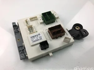 Volvo 31394392AB XC90 II 2019 Caja de fusibles