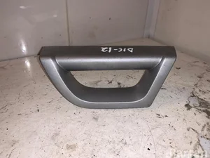 Volvo 8650070 XC90 I 2004 Support pour la garniture