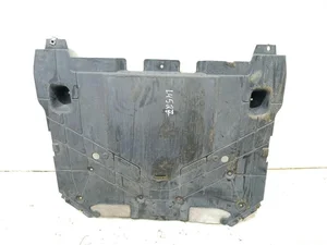 Maserati 670009531 QUATTROPORTE VI 2014 Cache de protection sous moteur