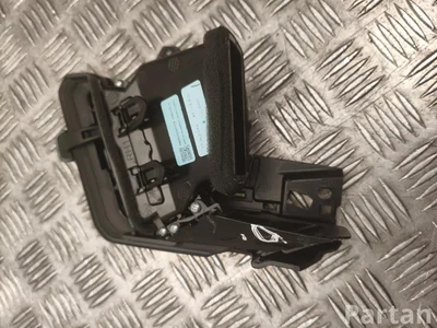 Volvo 8891874260 EX30 (416) 2024 Respiradero Right Front - Imagen 1