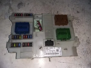 Volvo 31254837 AC  AG9T-14C256_HC / 31254837ACAG9T14C256HC XC60 2012 Boîte à fusibles