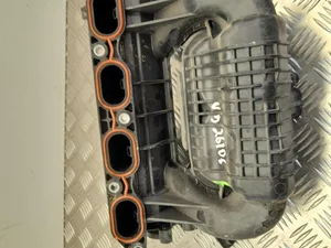 Toyota 17120-0T180 / 171200T180 C-HR (_X1_) 2019 Collecteur d'admission