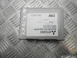 Mitsubishi MR238029 CARISMA (DA_) 1999 Unités de contrôle