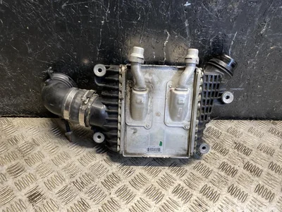 Land Rover GX63-6K775-AE / GX636K775AE RANGE ROVER VELAR (L560) 2017 Refroidisseur d'air comprimé intermédiaire - Image 1