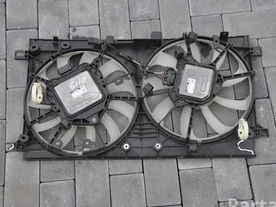 Toyota 1636324100 ; 2685003020 ; 1636347050 ; 2685001000 / 1636324100, 2685003020, 1636347050, 2685001000 COROLLA (E210) Estate 2019 Ventilateur de radiateur - Image 1