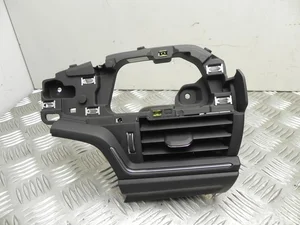 Audi 8W1 820 901  / 8W1820901 A4 Avant (8W5, B9) 2016 Évent